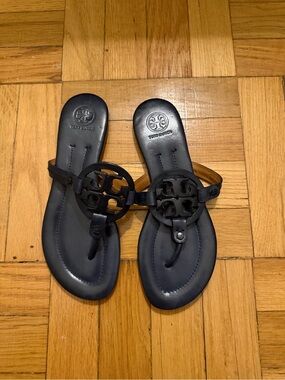 Tory Burch Dark Blue Miller Logo Thong Sandals